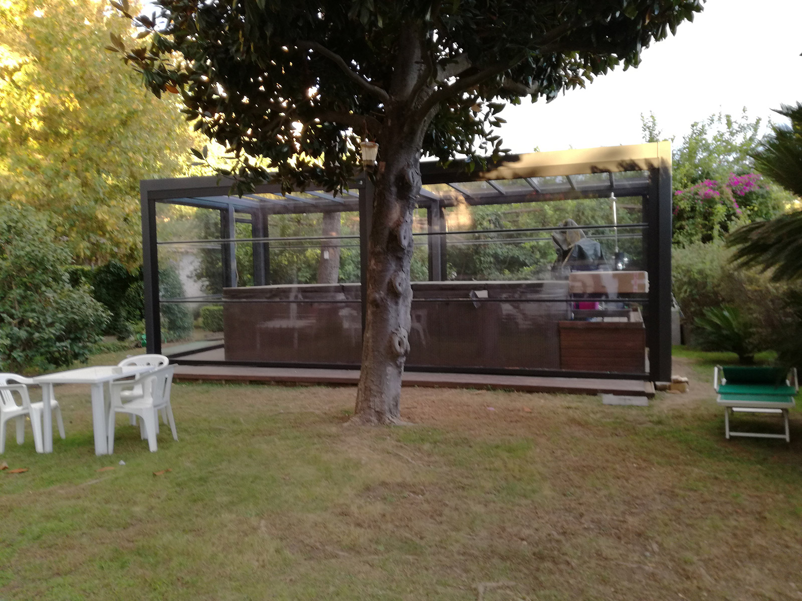 Copertura Coperture De vivo mod. Flat Small completo di chiusure napoli