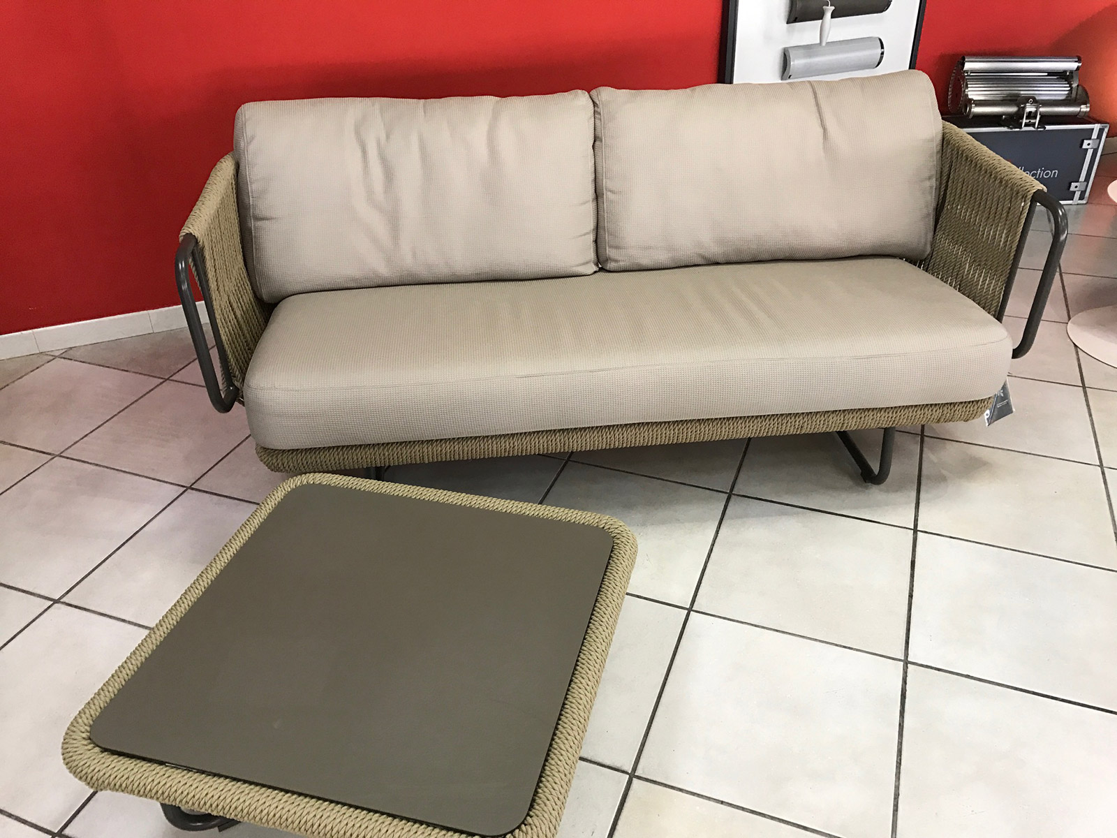 Divano + Tavolino Varaschin mod. Babylon napoli