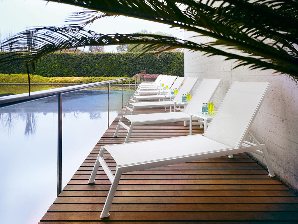 https://www.devivoshowroom.it/images/galleria/arredo-esterni/arredo-esterni/36.jpg